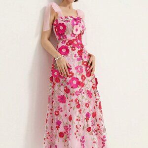 Romantic Elegant Women's Floral Applique Spaghetti Strap Maxi Dress